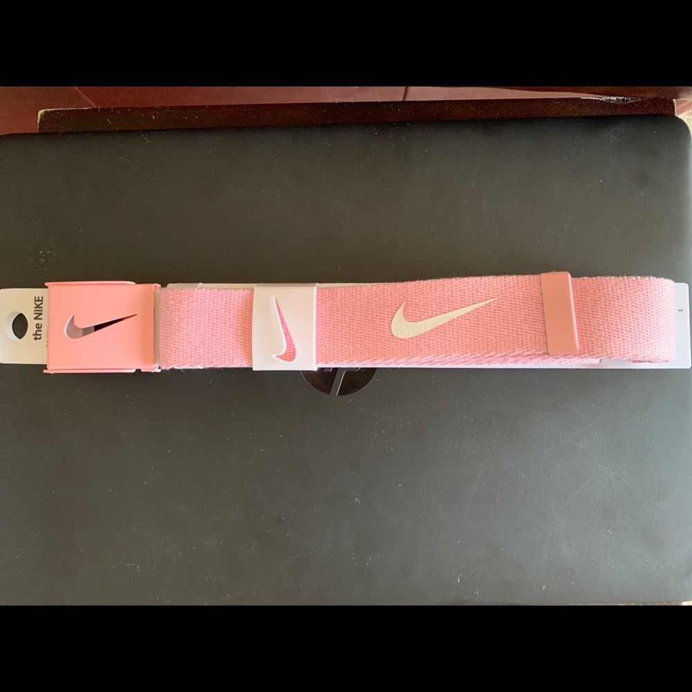 Pink Women’s Nike Golf Belt